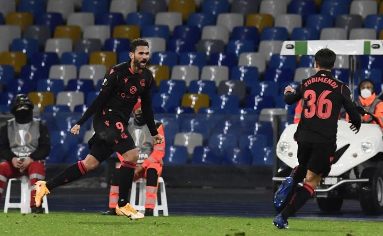 Willian José celebra el gol del empate en el descuento.