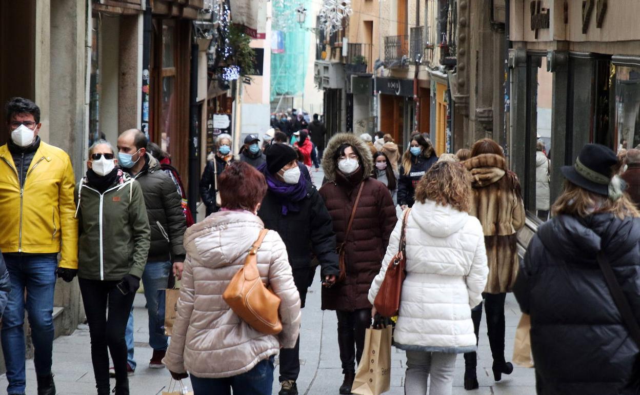 Tránsito por la Calle Real de Segovia. 