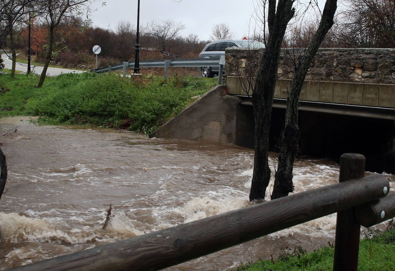 Inundaciones en la localidad segoviana de Navafría