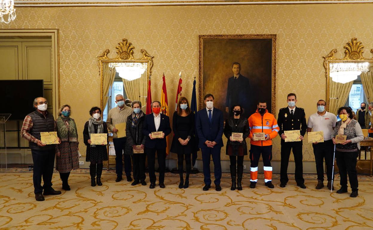 Foto de familia de los galaordonados.