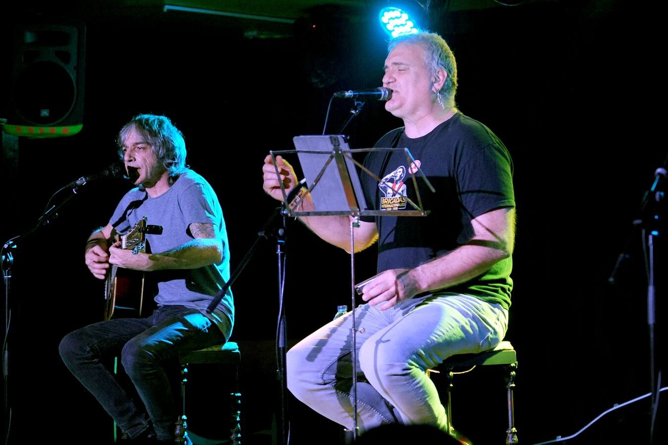 Una de las bandas más carismáticas y longevas de la escena se adapta a los nuevos tiempos y retoman un formato, el acústico, en la Sala Porta Caeli de la capital vallisoletana.