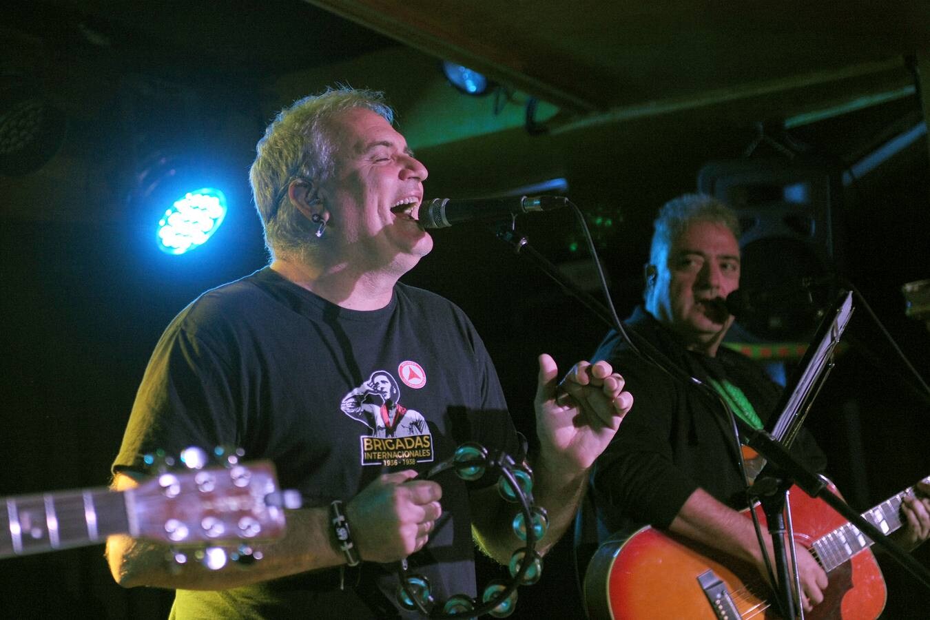 Una de las bandas más carismáticas y longevas de la escena se adapta a los nuevos tiempos y retoman un formato, el acústico, en la Sala Porta Caeli de la capital vallisoletana.