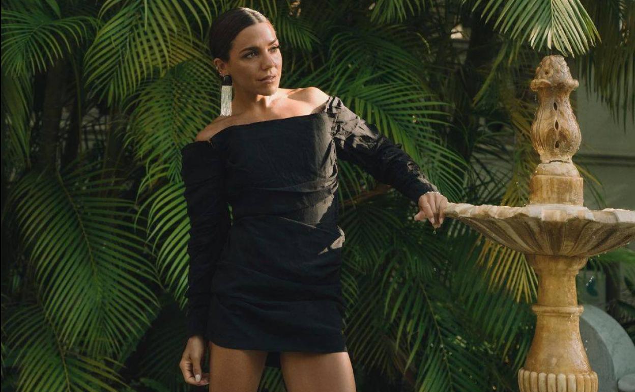 Paula Ordovás con un 'little black dress'.