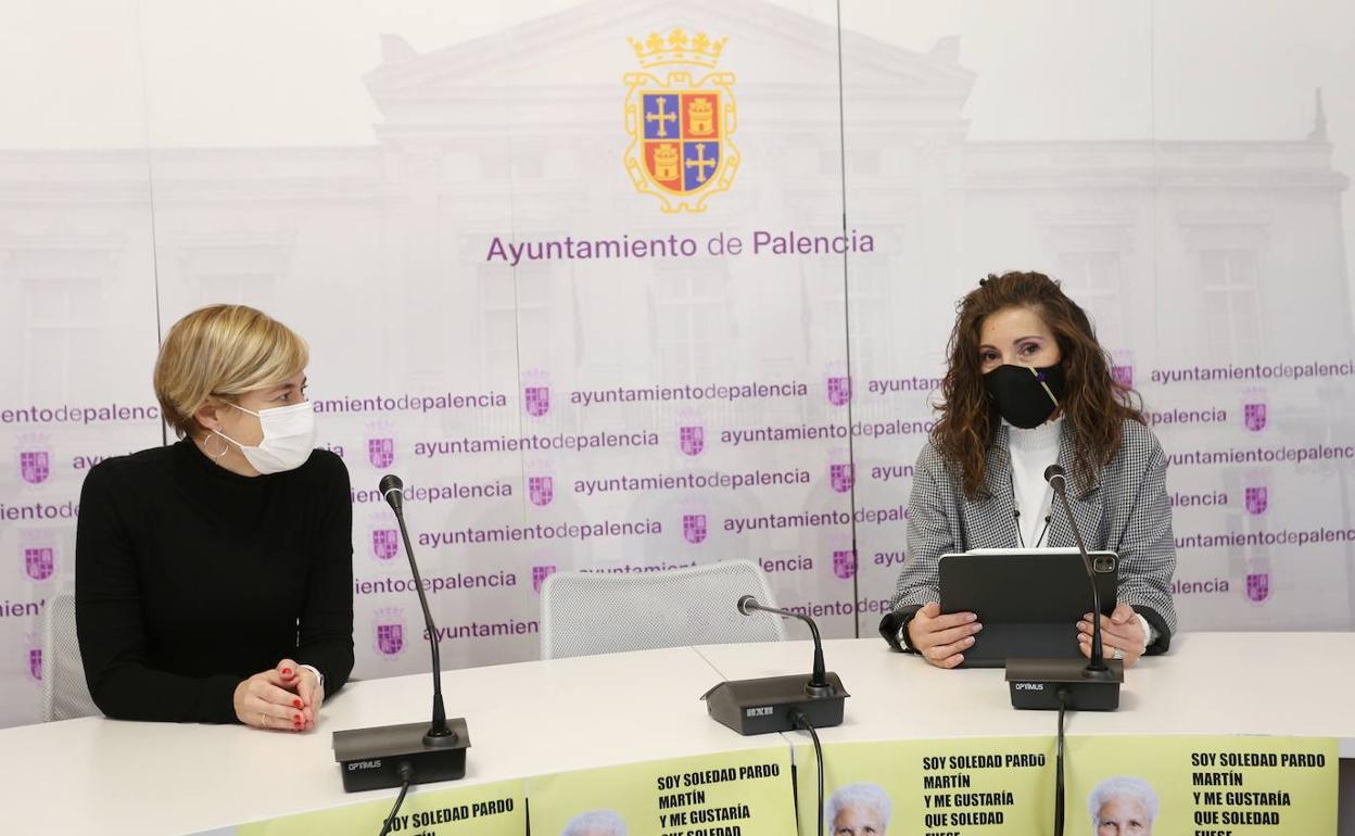 Eva del Río y Raquel Martín, durante la presentación de los programas. 