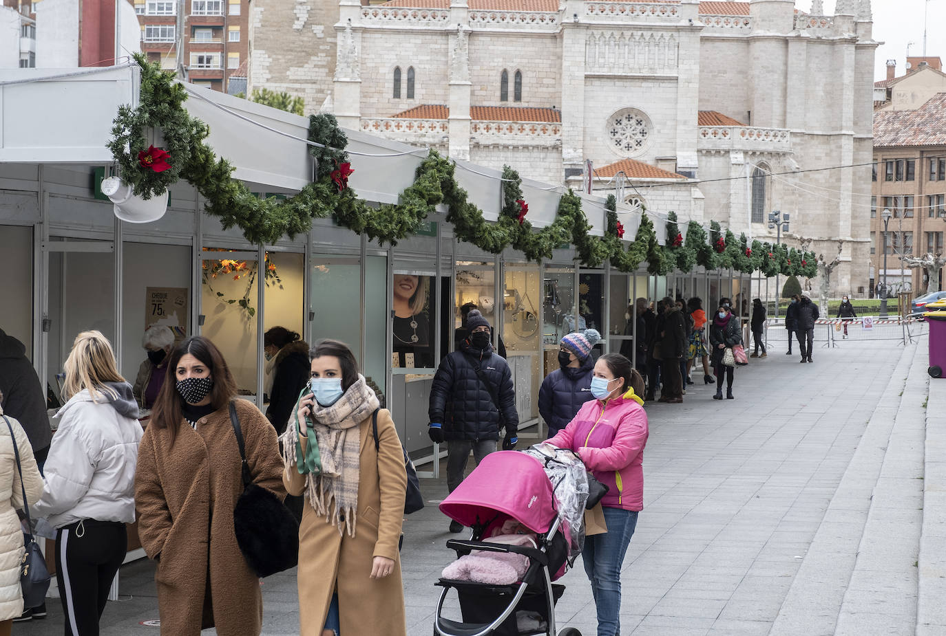 Fotos: La Plaza de Portugalete abre su tradicional Mercado de Navidad