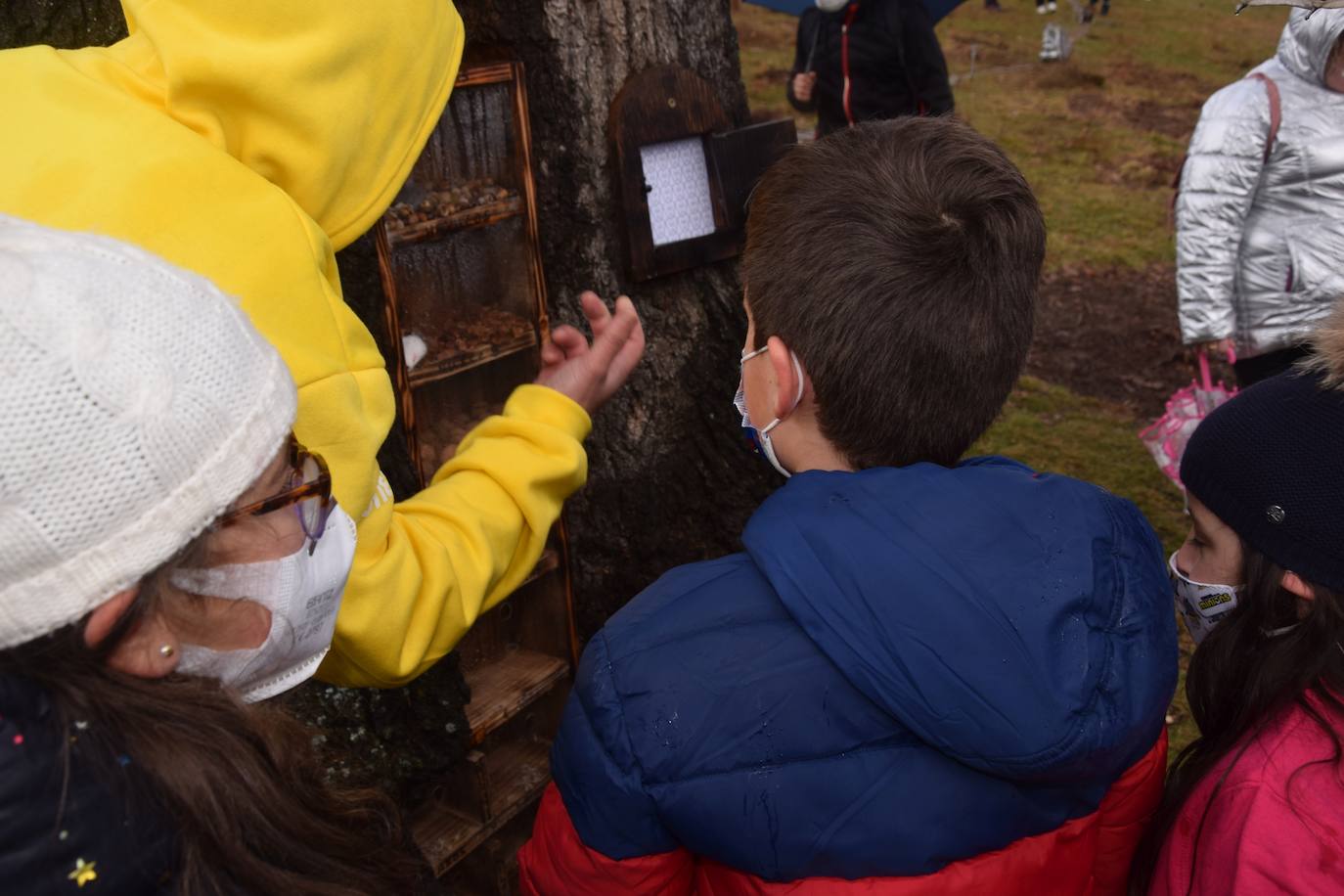 Jornada inaugural de las visitas a la casa del Ratoncito Pérez en Velilla del Río Carrión.