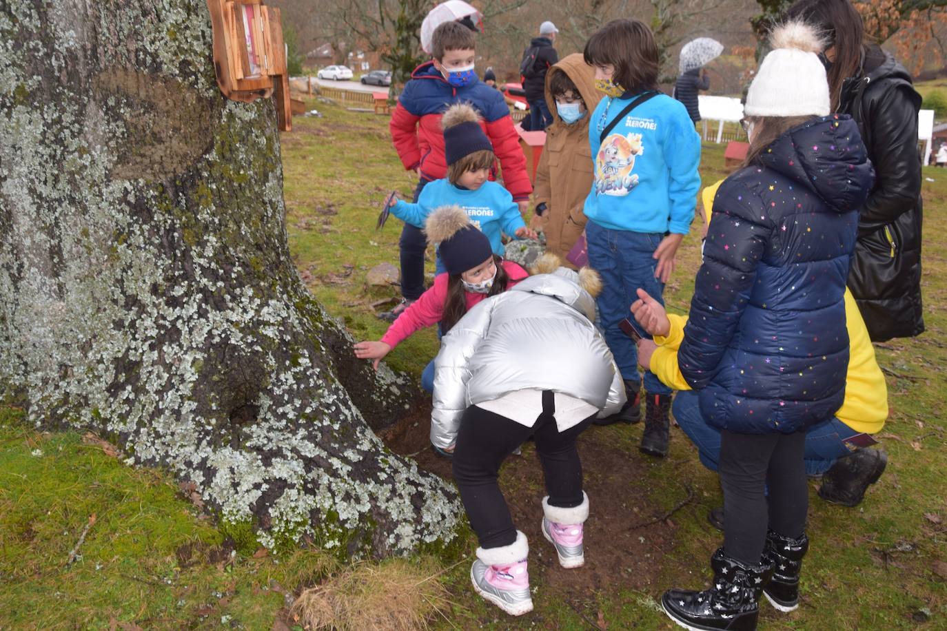 Jornada inaugural de las visitas a la casa del Ratoncito Pérez en Velilla del Río Carrión.