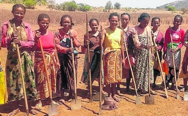 Jóvenes de la casa de acogida de Proyecto Madagascar. 