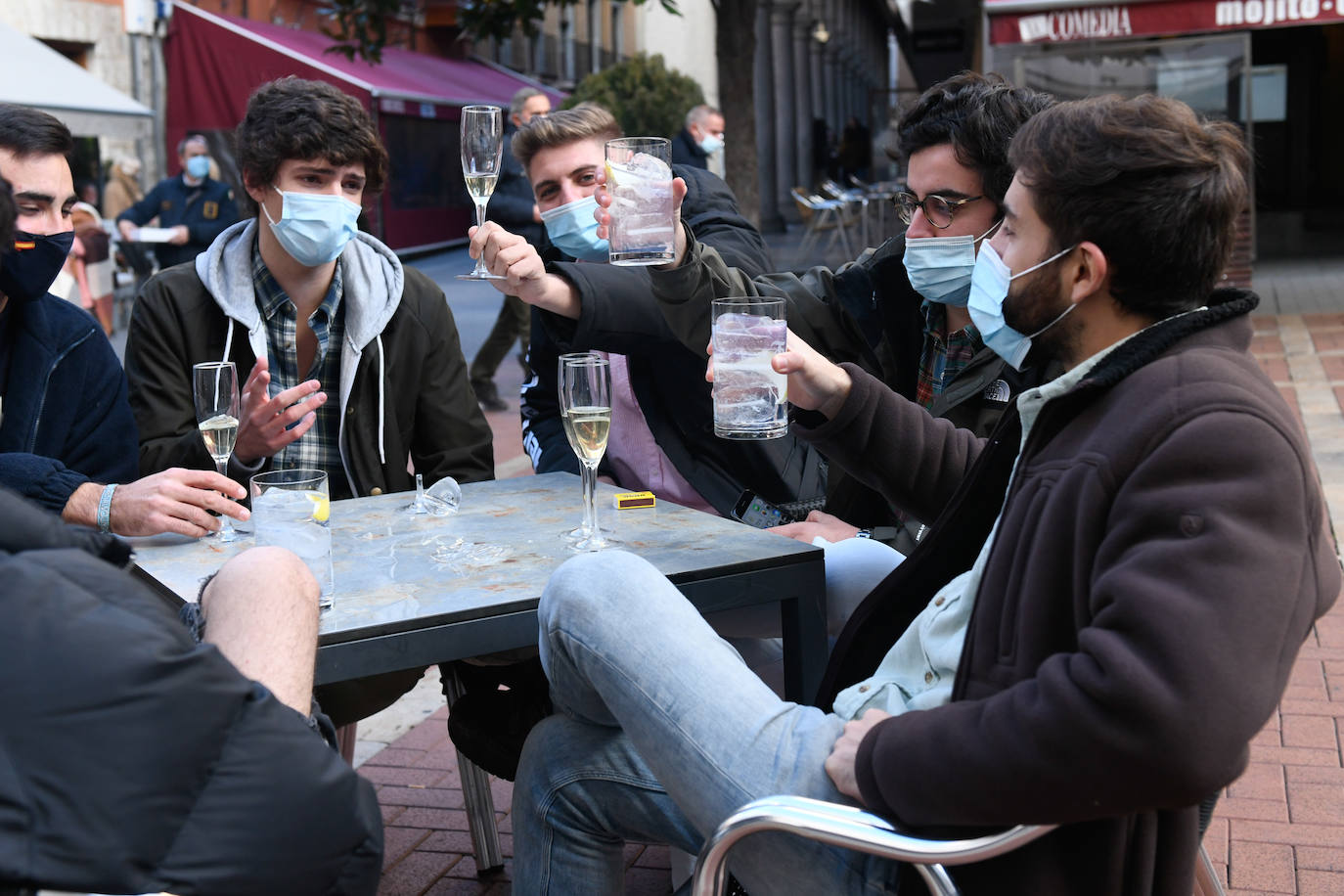 Fotos: Ambiente en Valladolid capital durante las horas previas a la Nochebuena