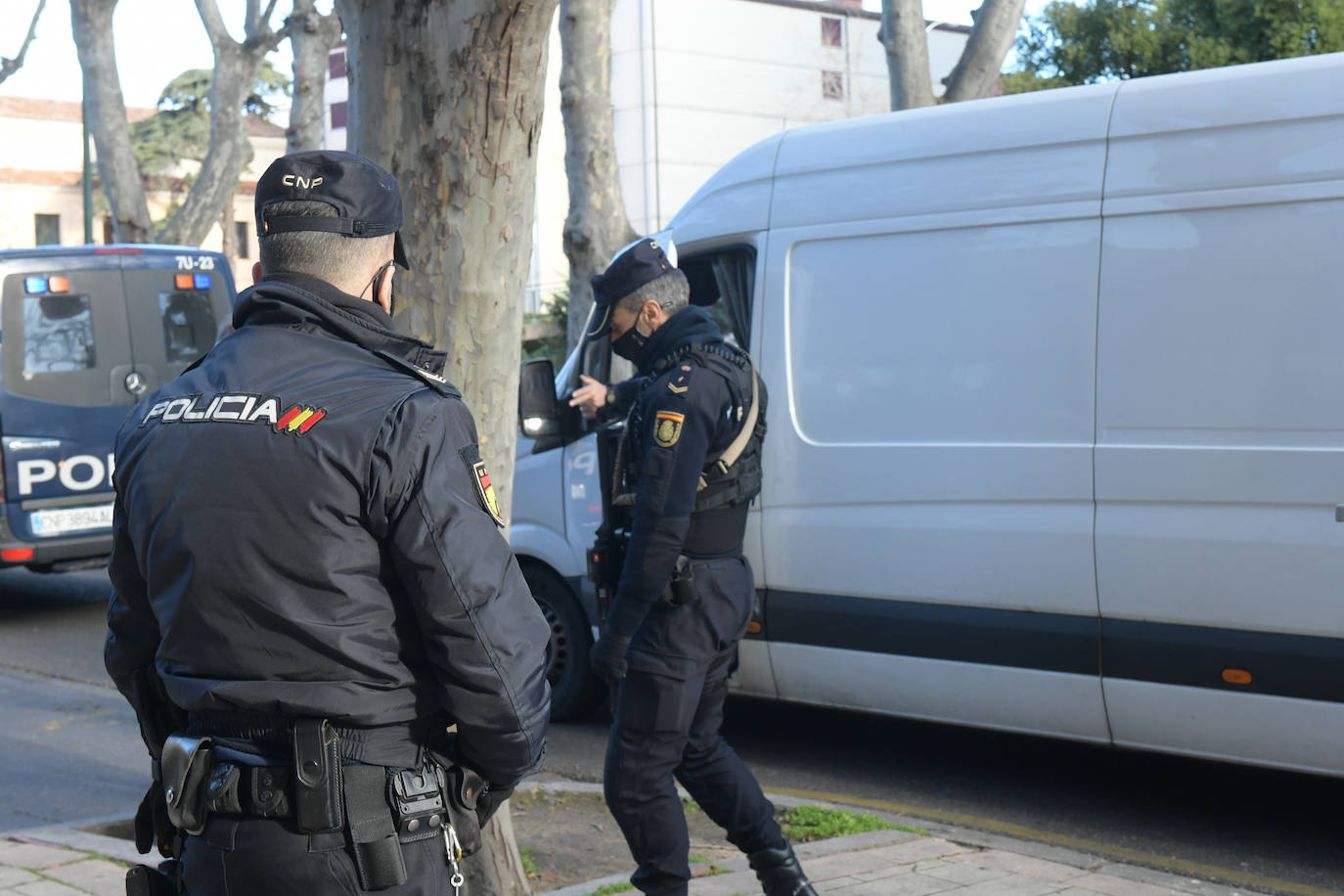 Fotos: Llegan las primeras dosis de la vacuna de Pfizer a Valladolid