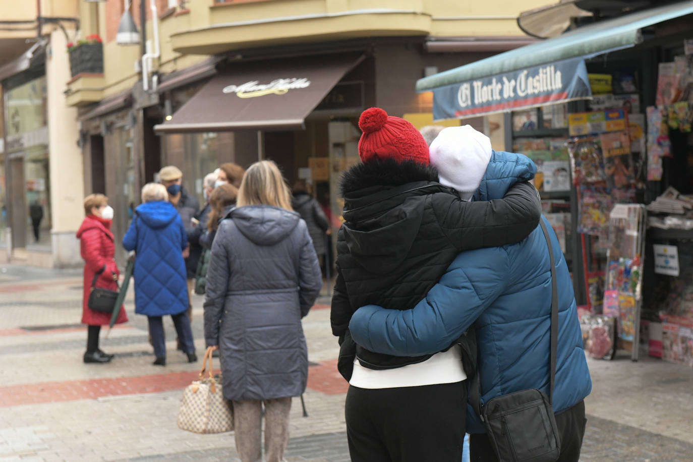Fotos: Los vallisoletanos aprovechan la mañana y la tarde de Nochevieja para despedir el año