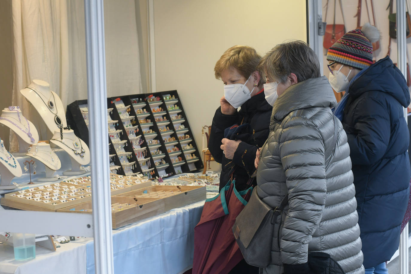 Fotos: Los vallisoletanos aprovechan la mañana y la tarde de Nochevieja para despedir el año
