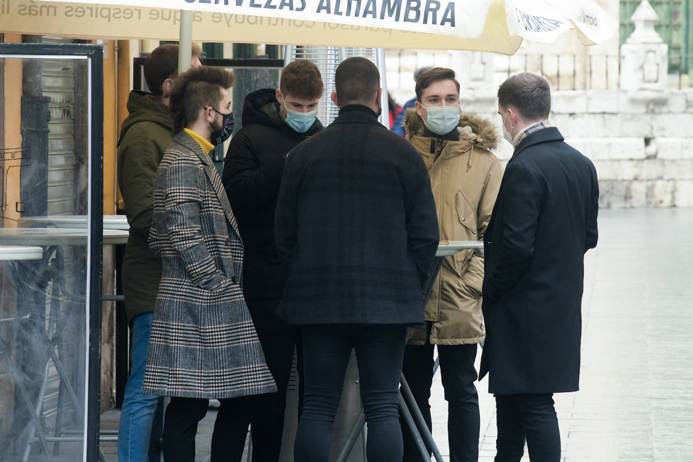 Fotos: Los vallisoletanos aprovechan la mañana y la tarde de Nochevieja para despedir el año