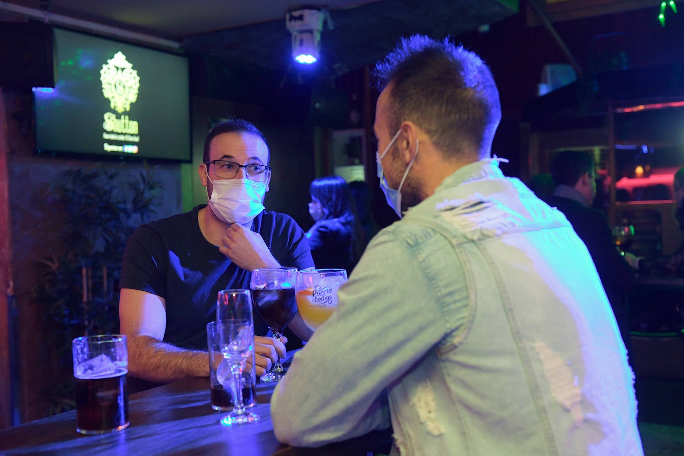 Fotos: Los vallisoletanos aprovechan la mañana y la tarde de Nochevieja para despedir el año