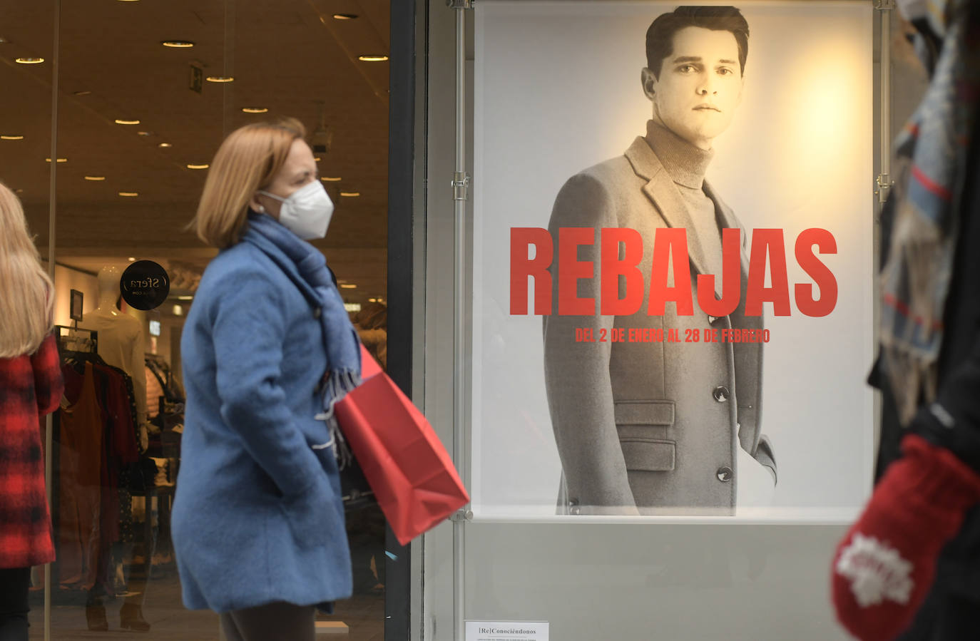 Fotos: Ambiente de compras de Navidad en Valladolid