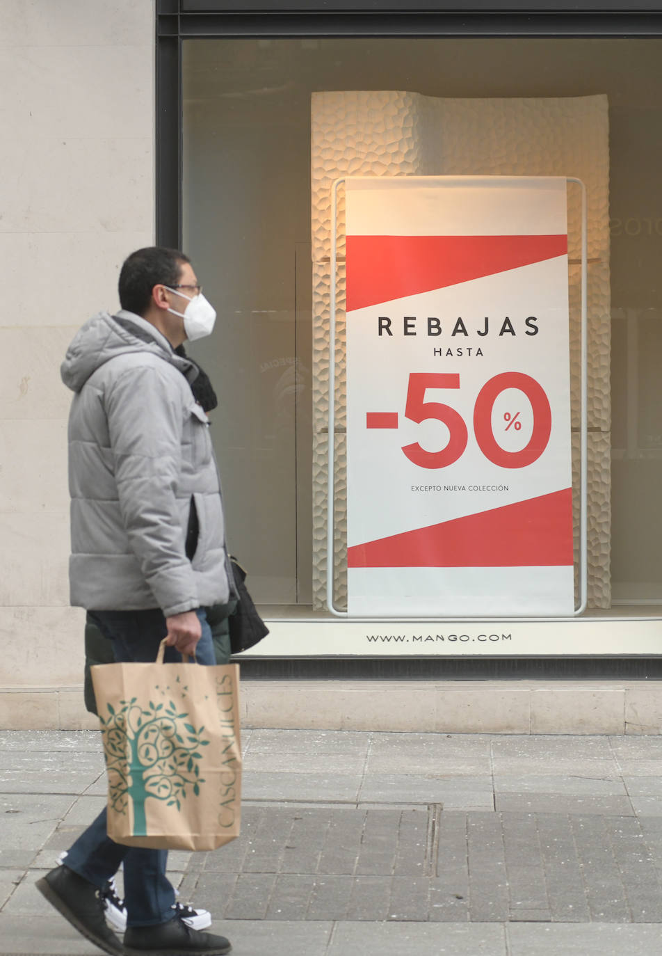 Fotos: Ambiente de compras de Navidad en Valladolid