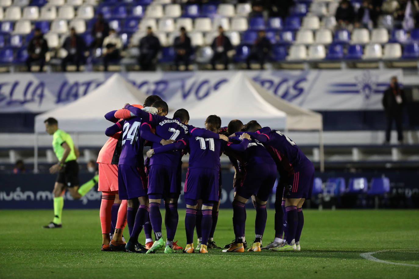 Fotos: Marbella-Real Valladolid