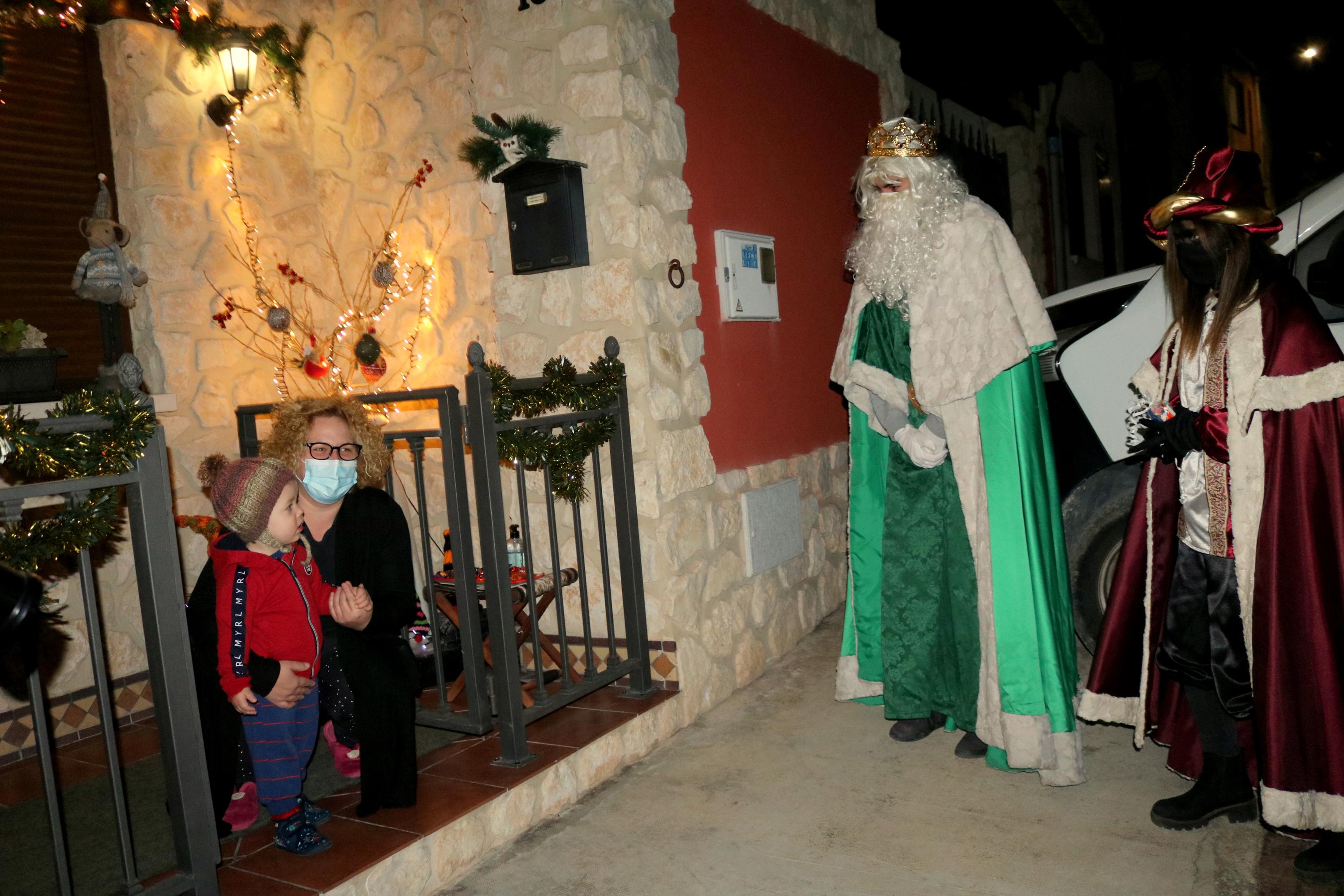 Los Reyes Magos visitaron a los niños baltanasiegos 