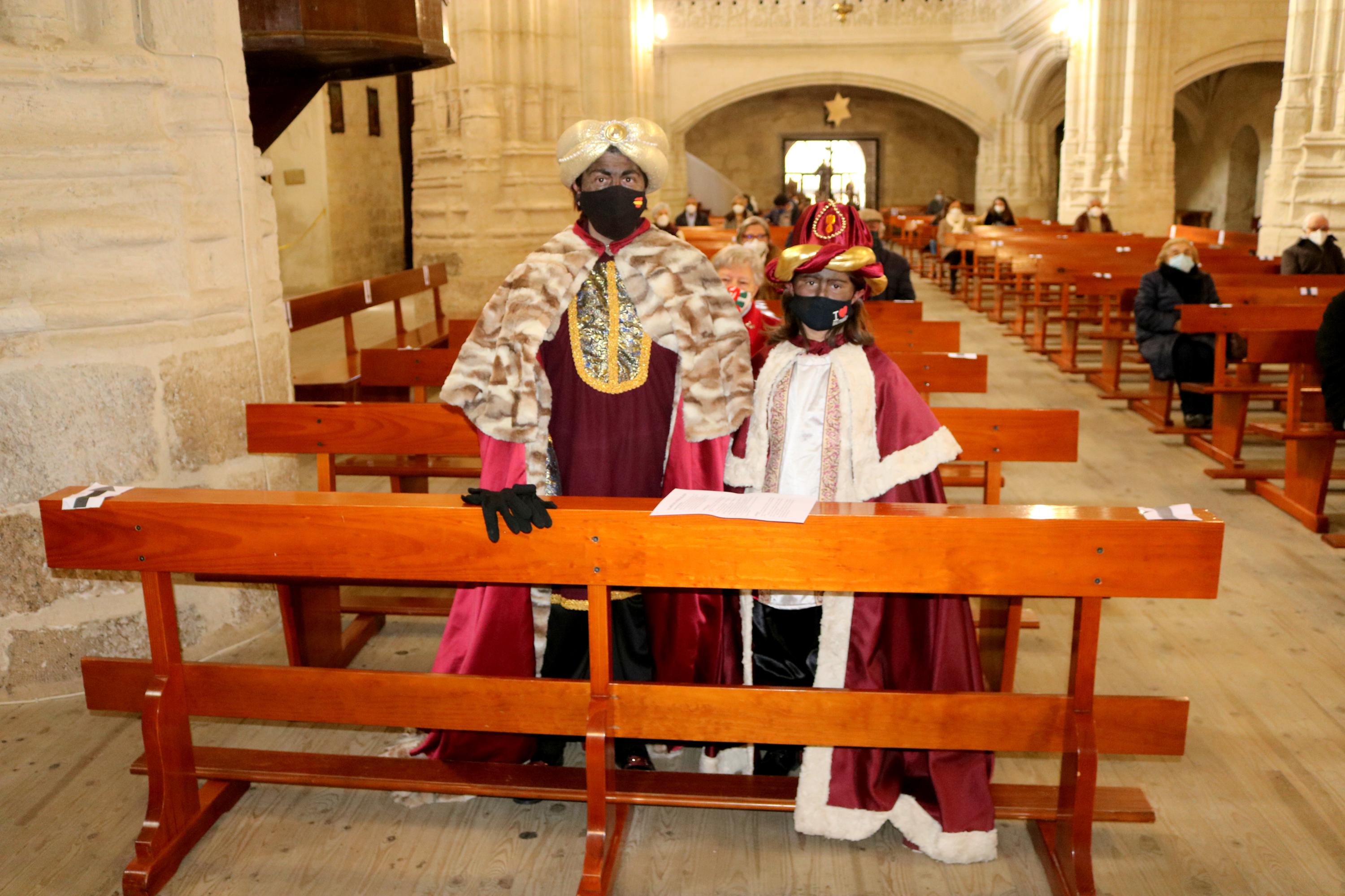 Fotos: Baltanás celebra con ilusión el día de Reyes