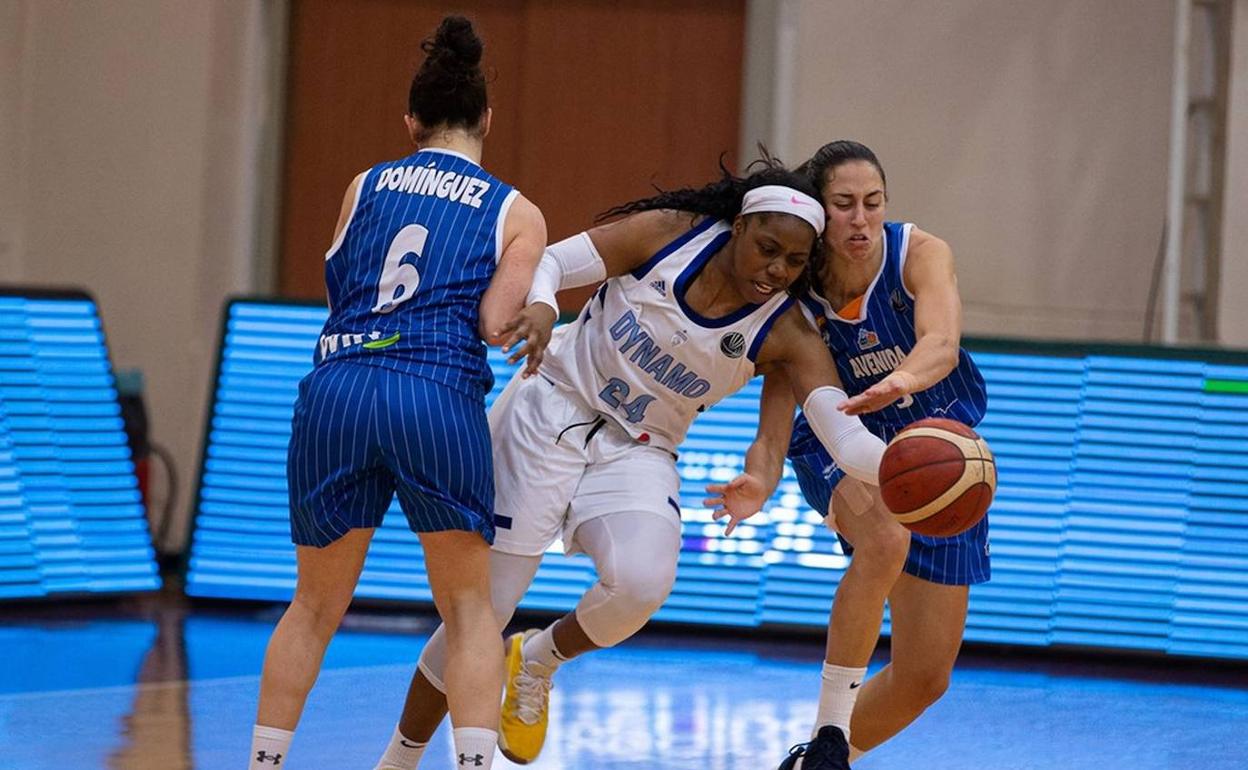 Domínguez y Cazorla frenan a Ogunbowale, del Dynamo de Kursk