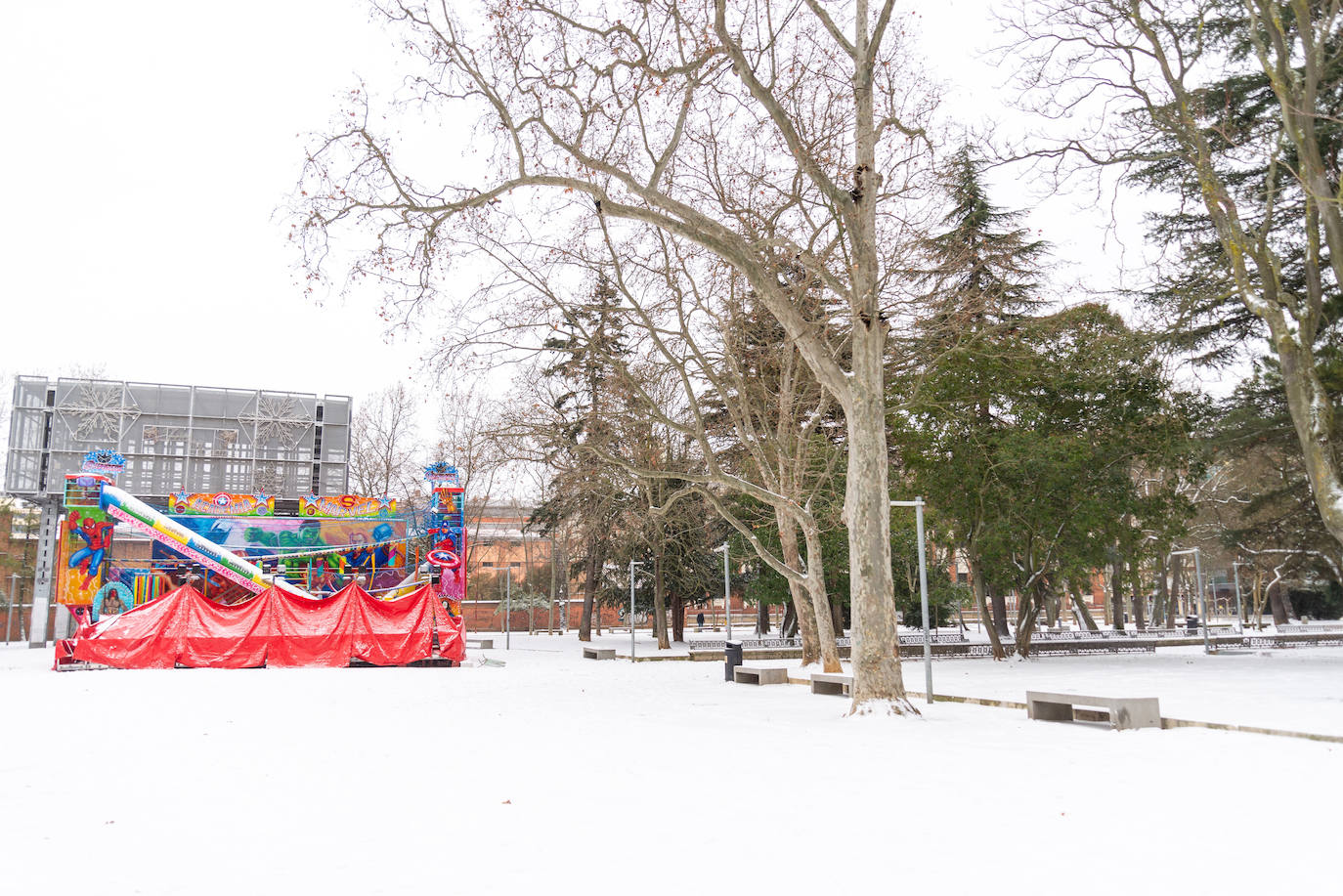 Fotos: La nieve ha dejado una jornada de diversión en Palencia