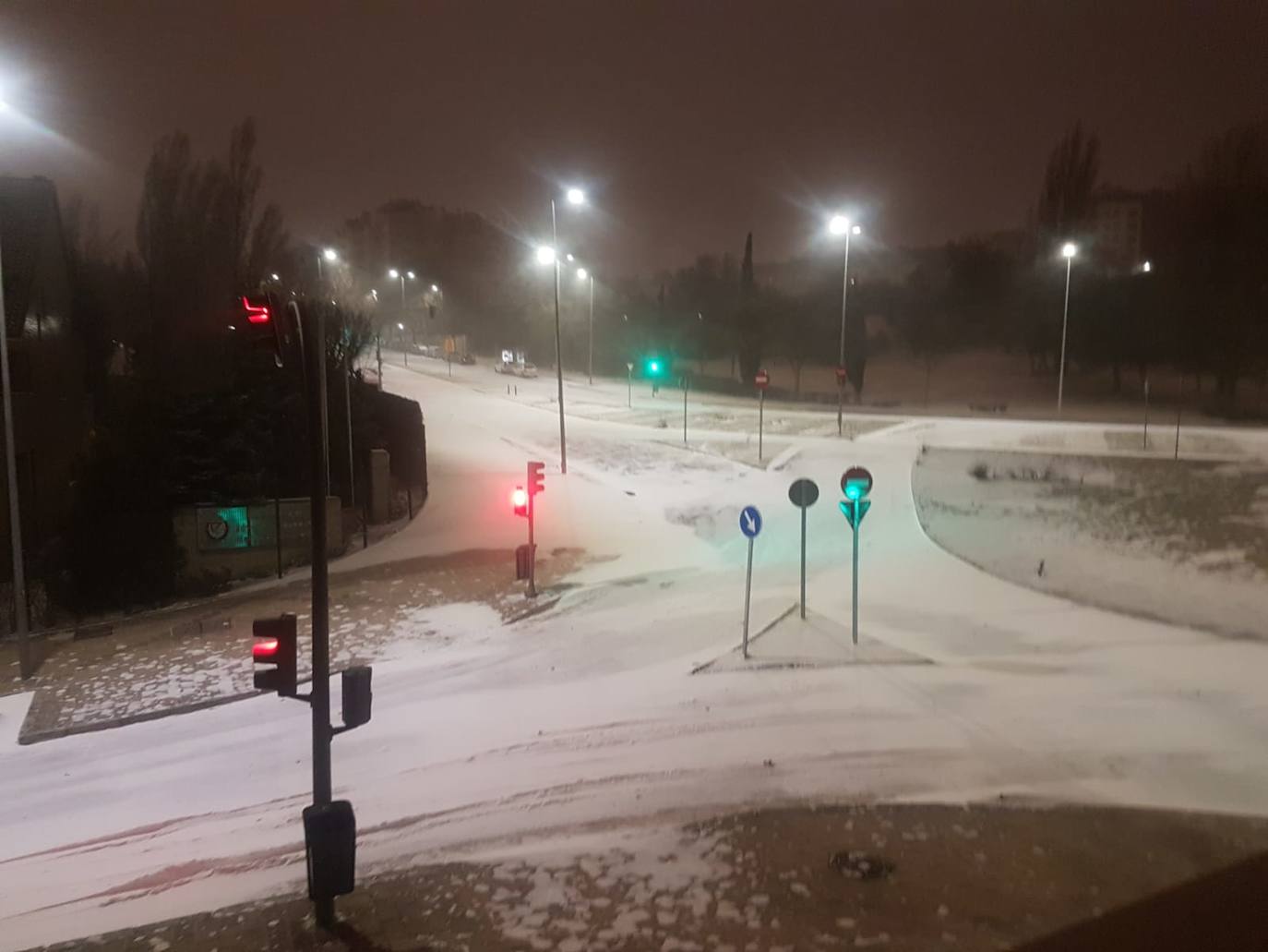 Fotos: Valladolid amanece teñida de blanco