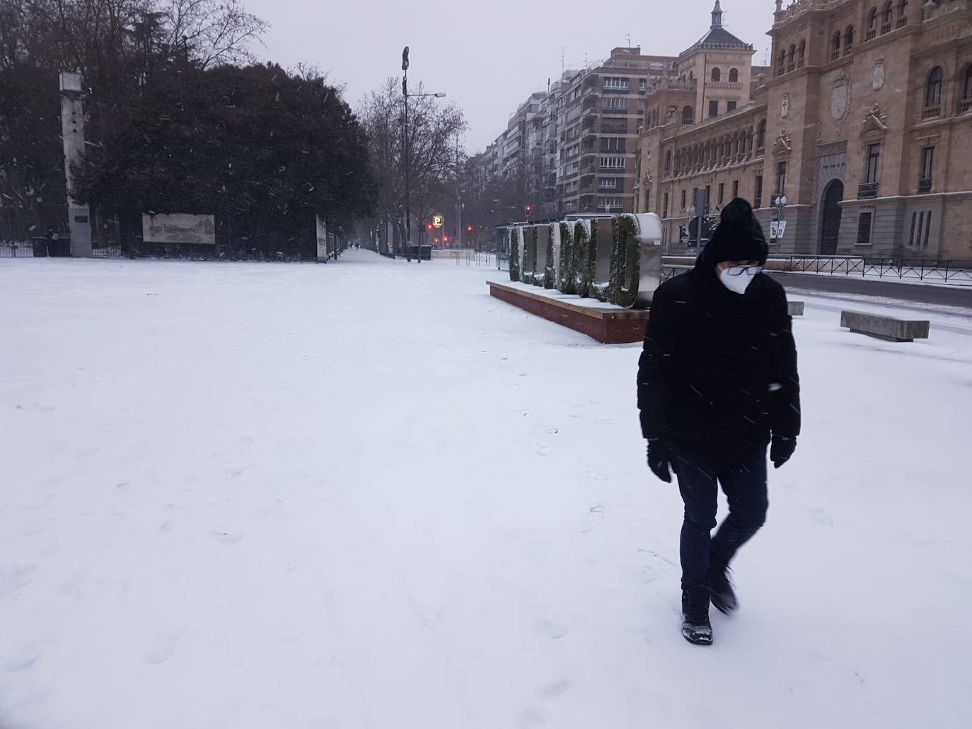 Fotos: Valladolid amanece teñida de blanco