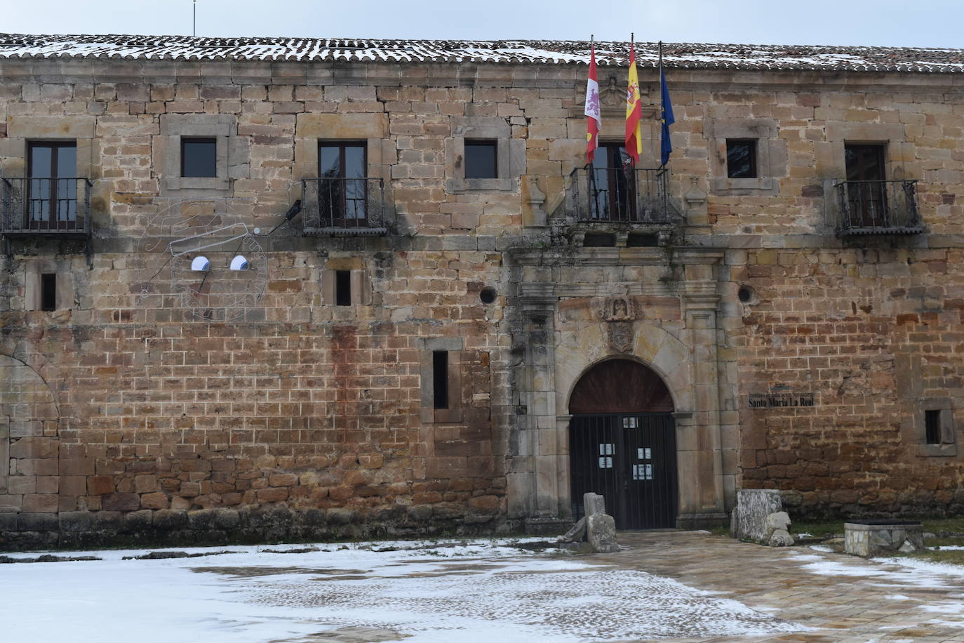 Fotos: Los colegios de Aguilar, preparados para retomar las clases este martes