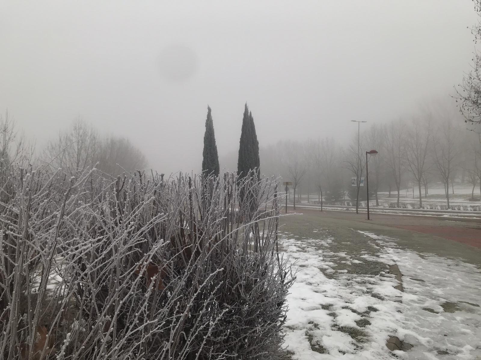 Fotos: Valladolid amanece cubierta de niebla