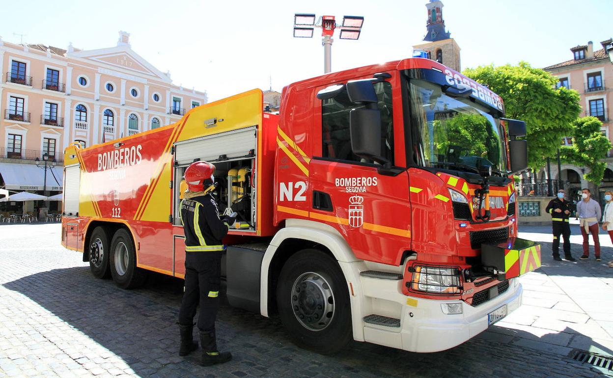 Uno de los nuevos camiones de los bomberos de Segovia.