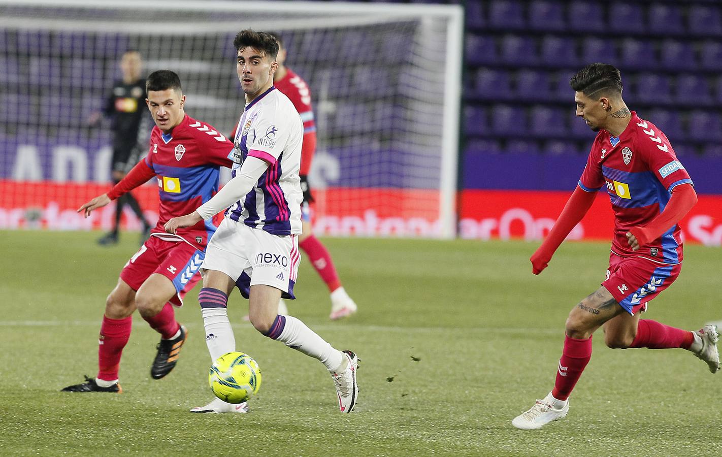 Fotos: Empate del Real Valladolid ante el Elche (2-2 )