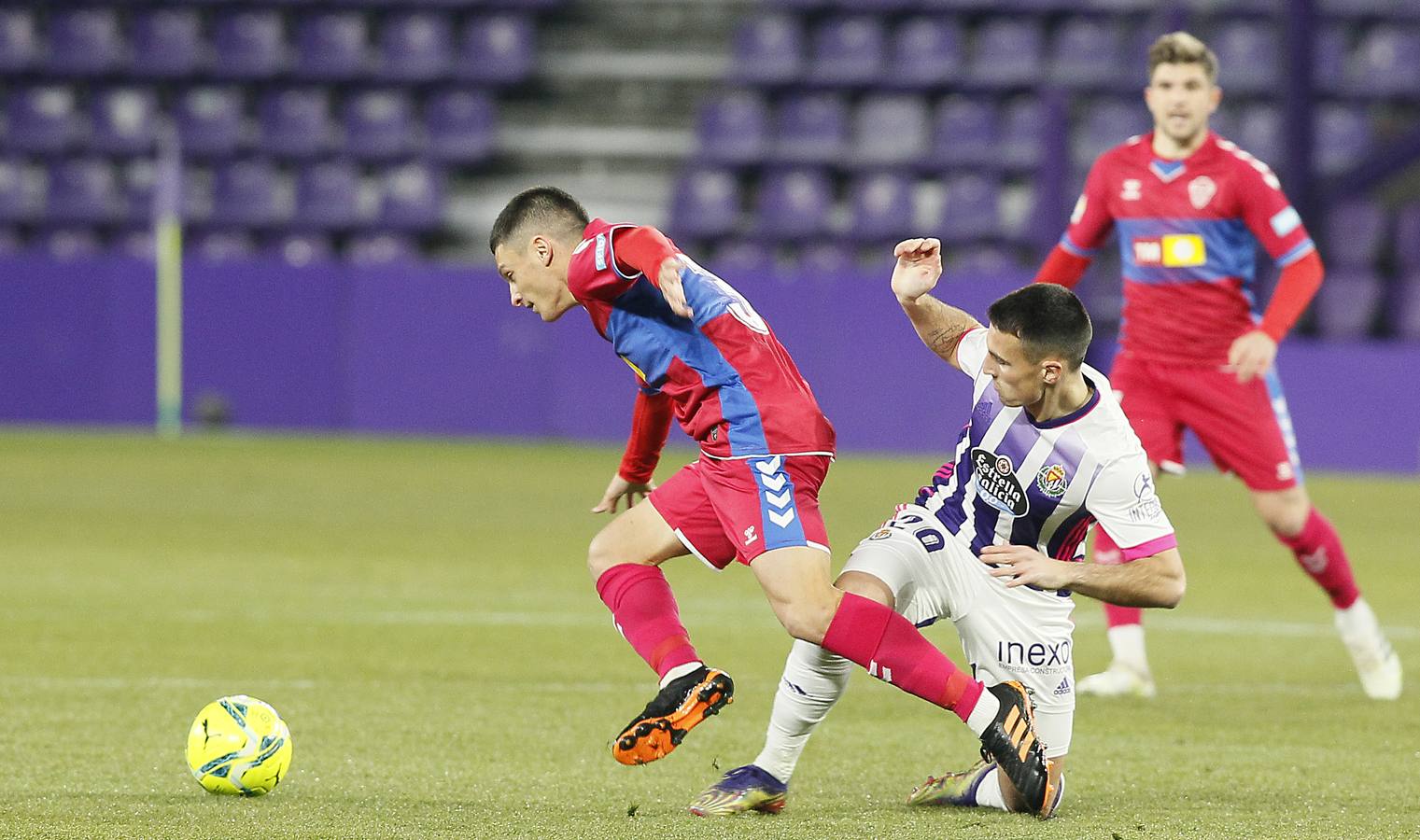Fotos: Empate del Real Valladolid ante el Elche (2-2 )