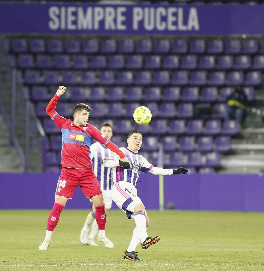 Fotos: Empate del Real Valladolid ante el Elche (2-2 )