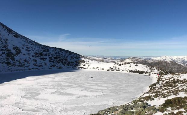 La Maliciosa congelada, a los pies del pico Vizcodillo. 