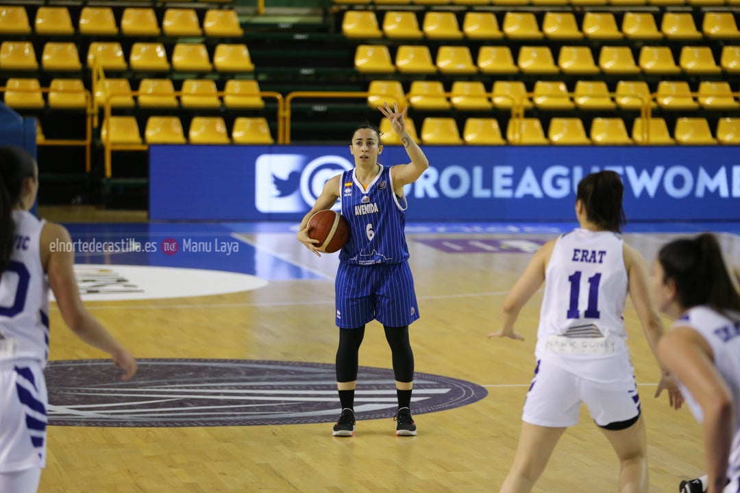 Perfumerías Avenida - Izmit Belediyespor 