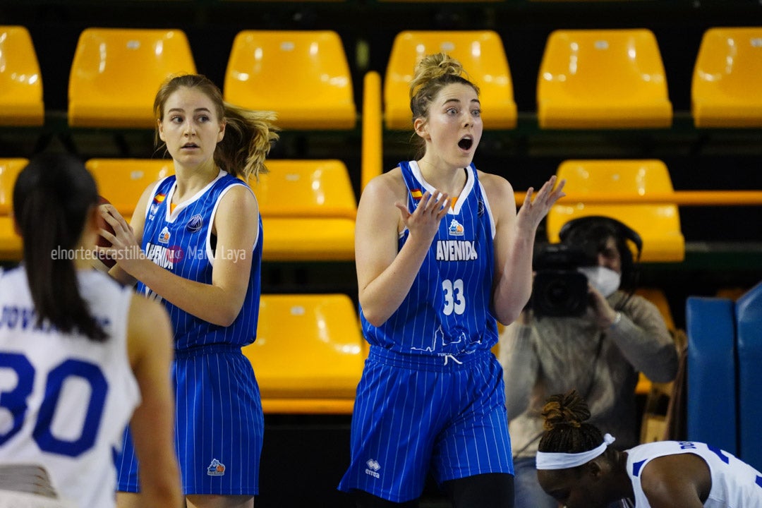 Perfumerías Avenida - Izmit Belediyespor 