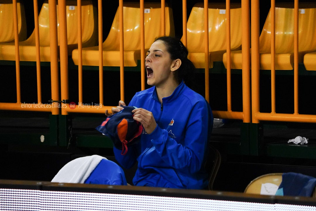 Perfumerías Avenida - Izmit Belediyespor 