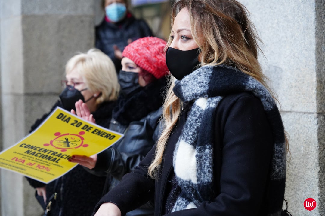 Concentración de peluquerías y barberías en la Plaza de la Constitución 