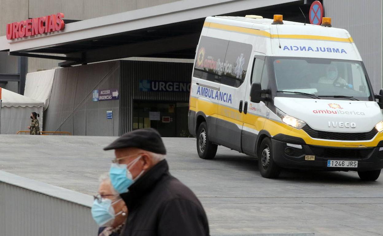 Rampa de acceso a Urgencias del Hospital Clínico de Valladolid