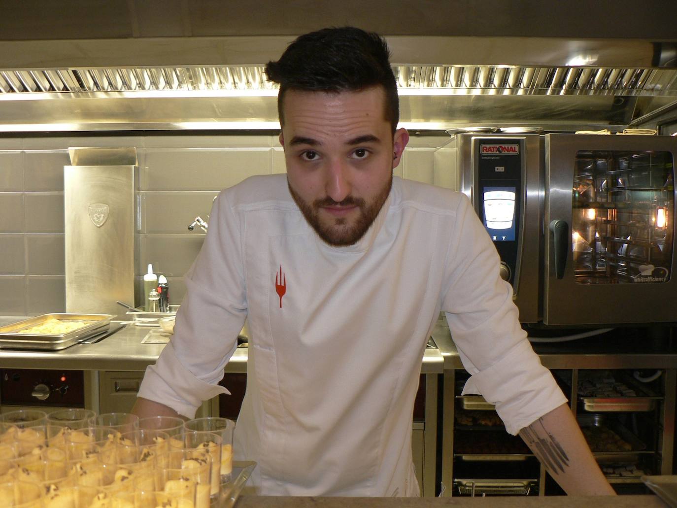 El cocinero David García, en su restaurante Becook, en León. 