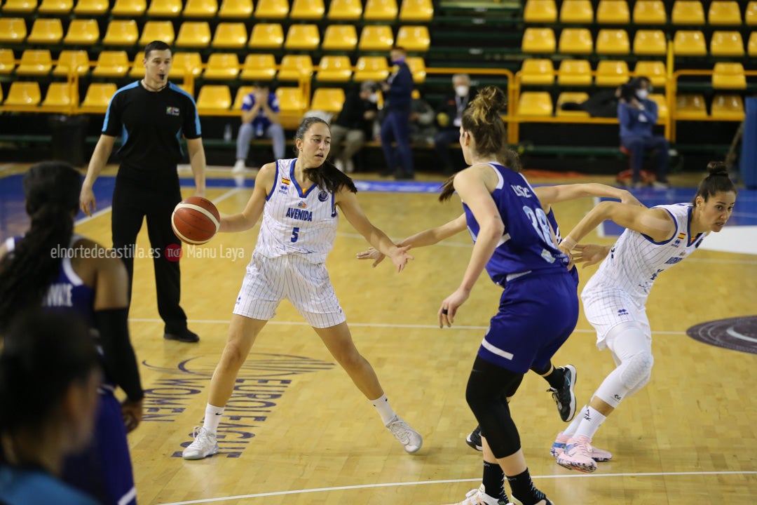 Perfumerías Avenida - Dynamo de Kursk