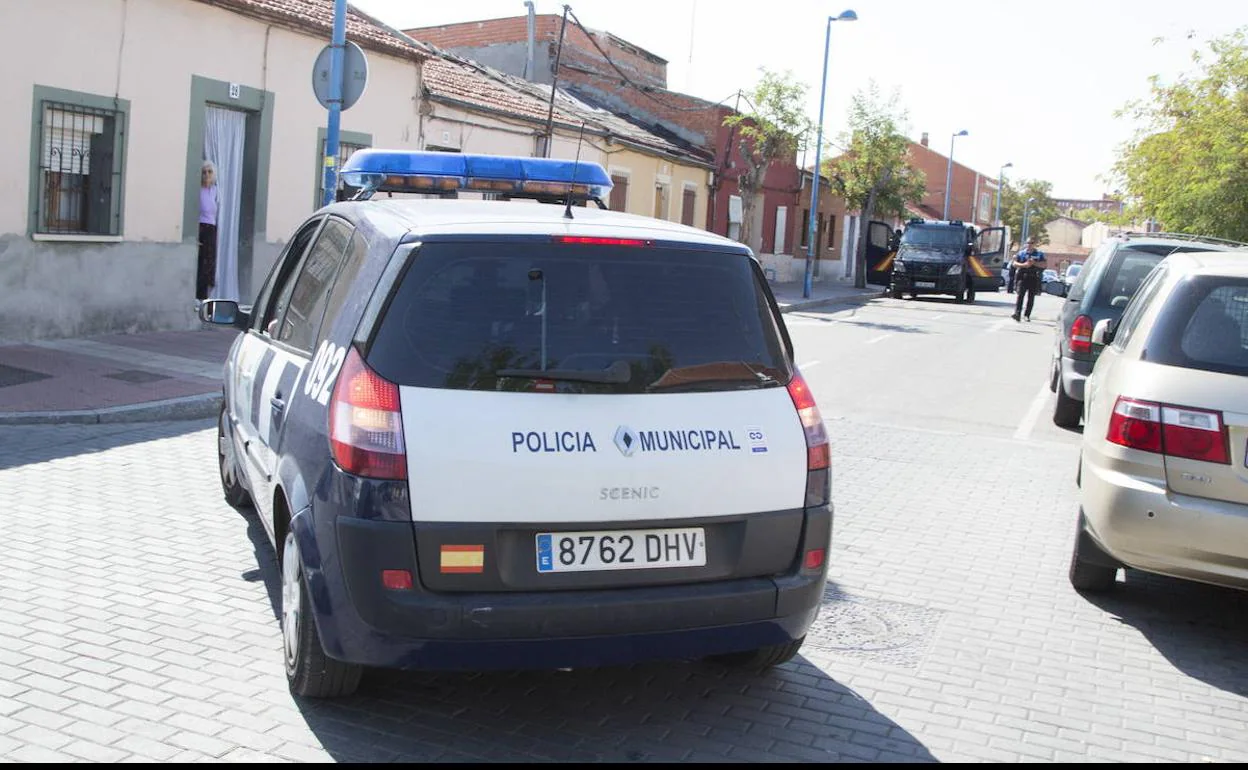 Intervención policial en Barrio España en una imagen de archivo.