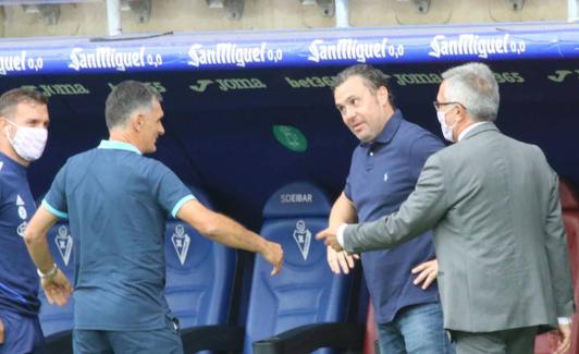 José Luis Mendilibar y Sergio González, antes del partido disputado en Eibar la pasada temporada