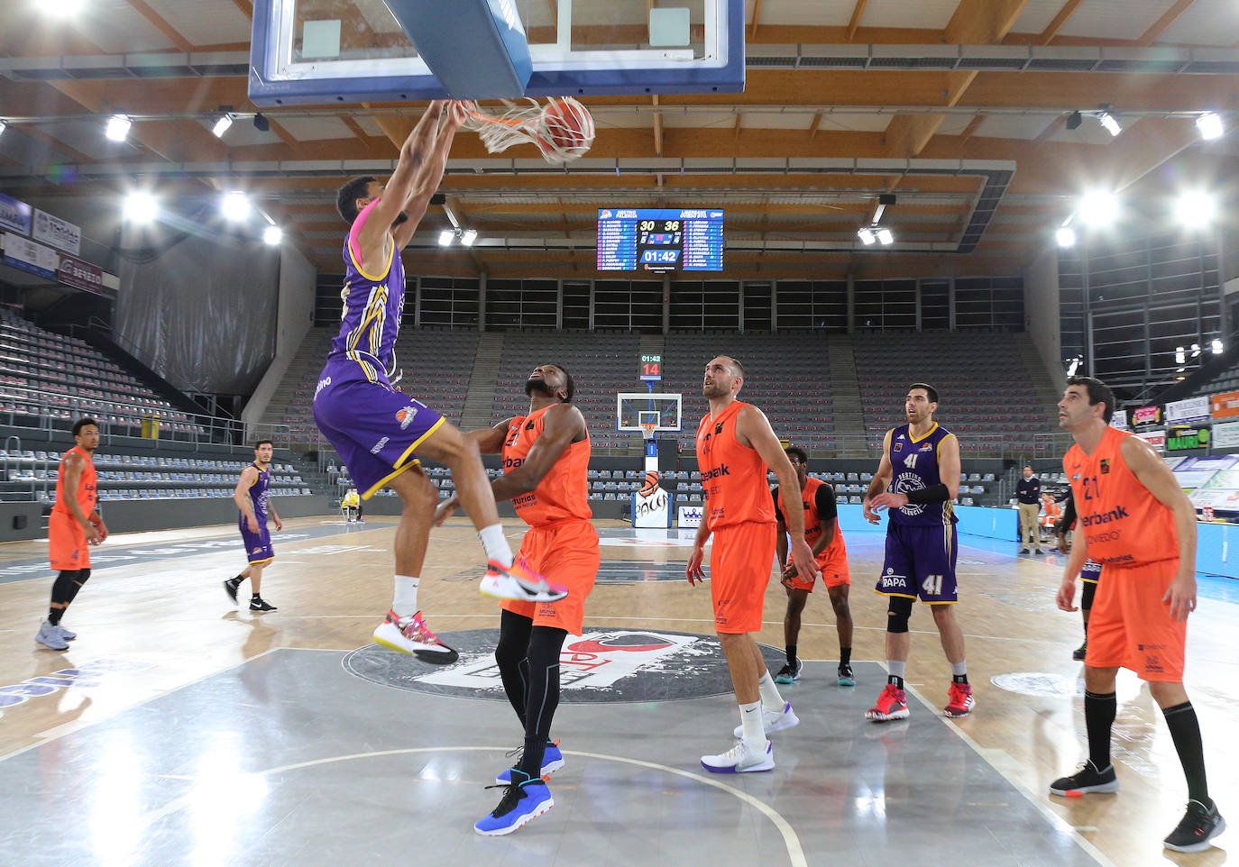 El choque tuvo que resolverse en la prórroga con triunfo visitante. 