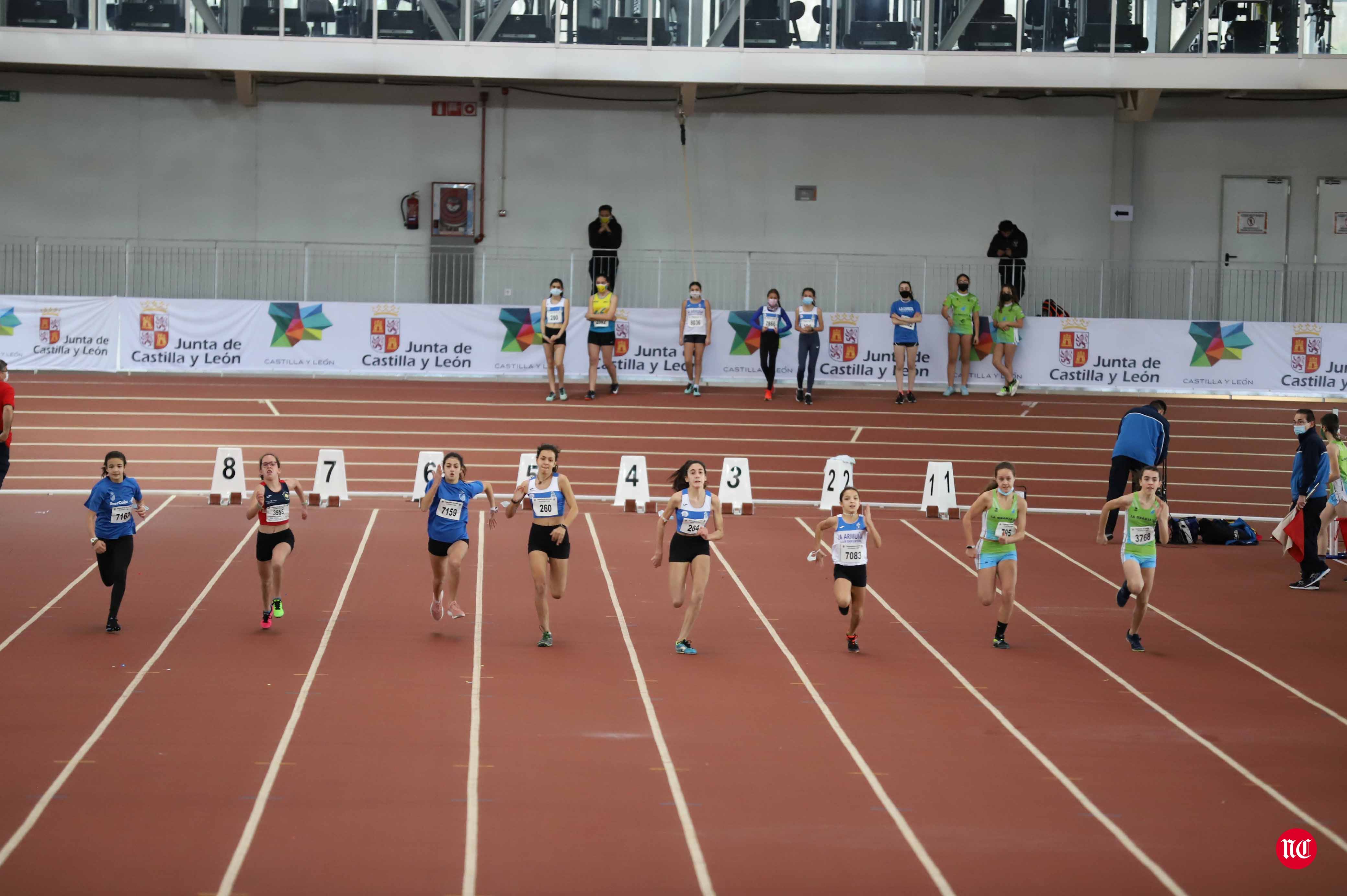 Fotos: Campeonatos autonómicos y controles de atletismo en la jornada del domingo