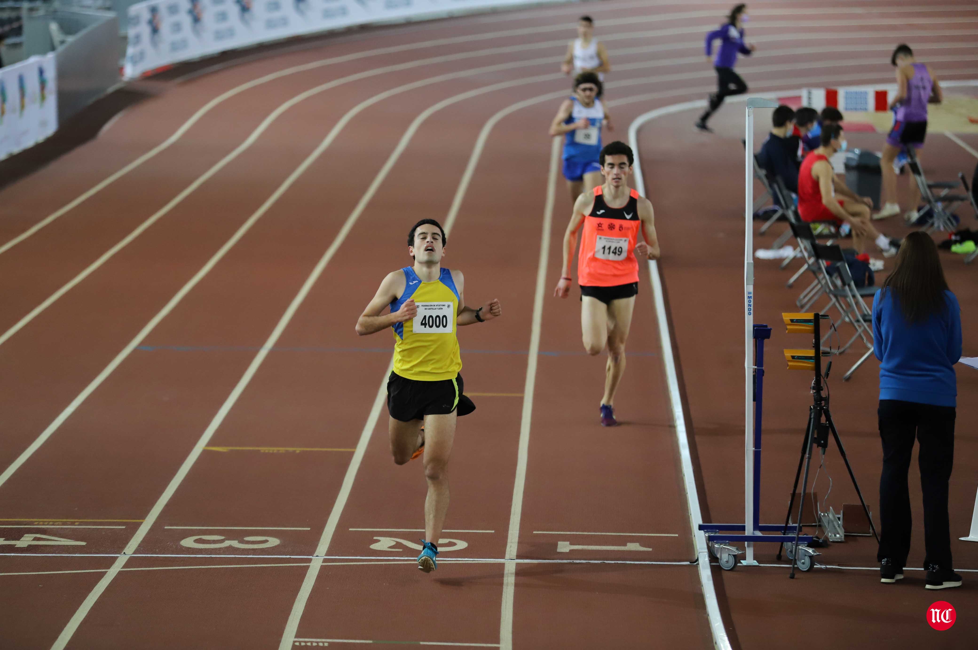 Fotos: Campeonatos autonómicos y controles de atletismo en la jornada del domingo