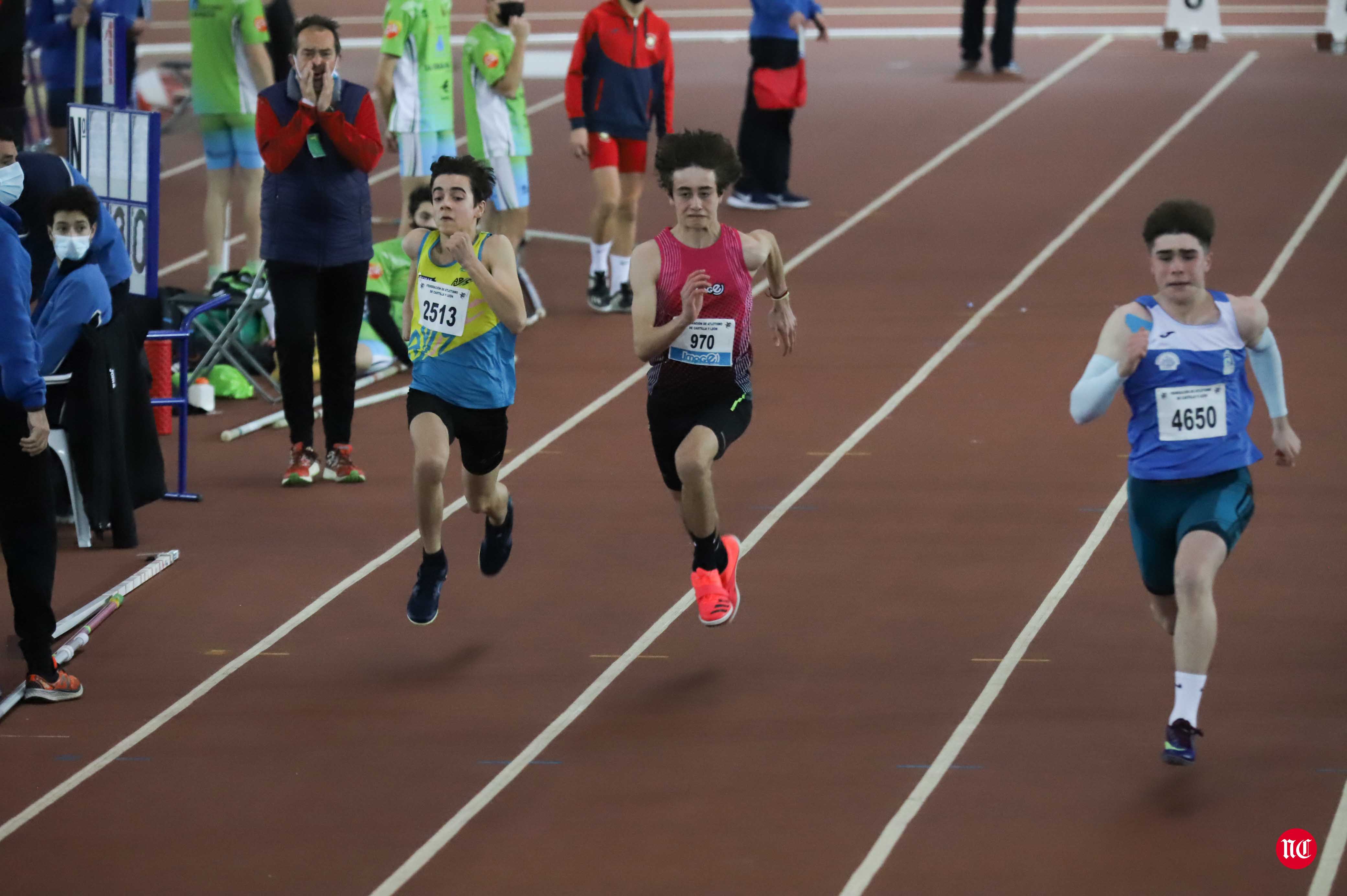 Fotos: Campeonatos autonómicos y controles de atletismo en la jornada del domingo