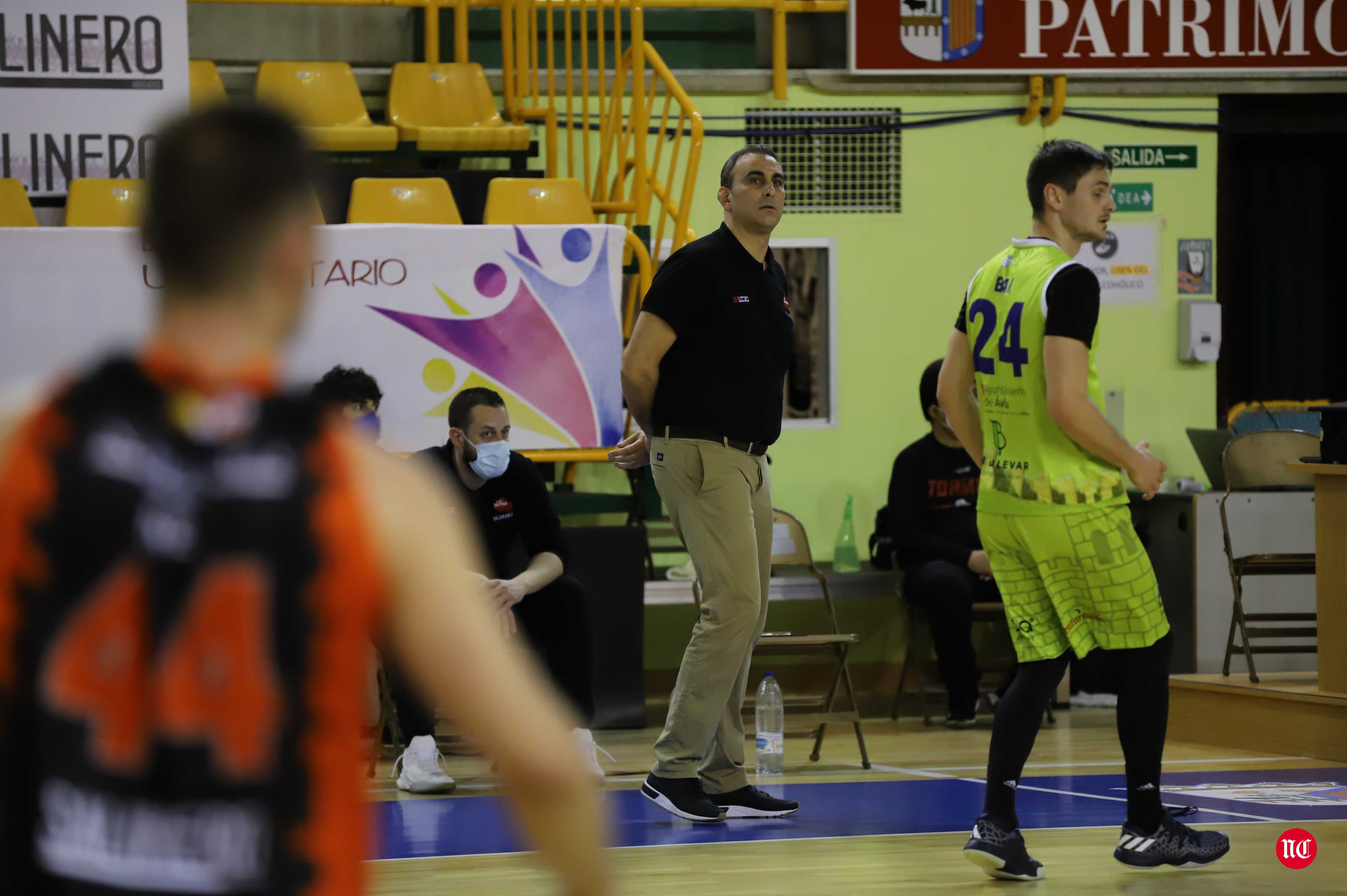 Fotos: CB Tormes 83 - 80 Óbila Club de Basket