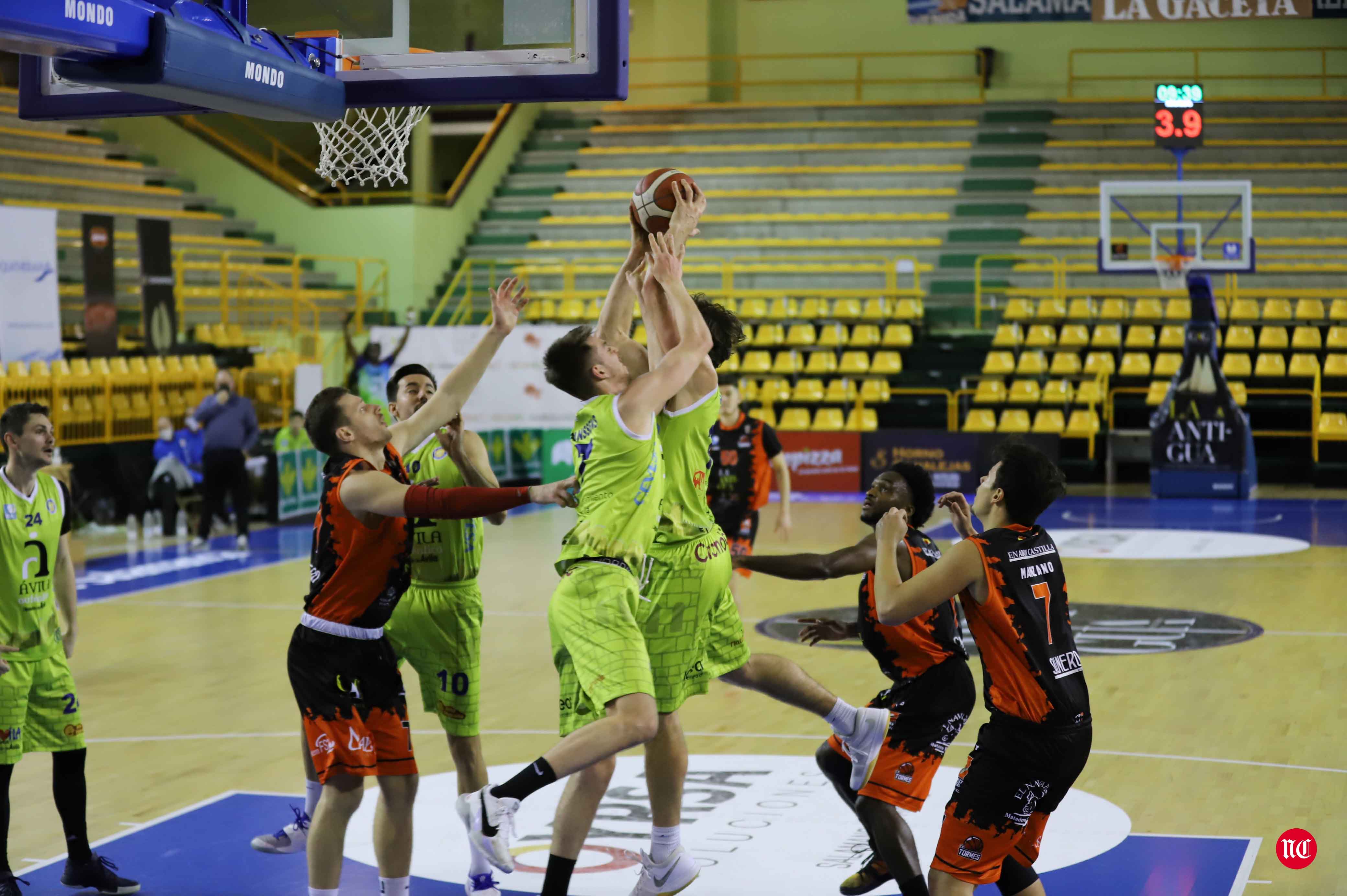 Fotos: CB Tormes 83 - 80 Óbila Club de Basket