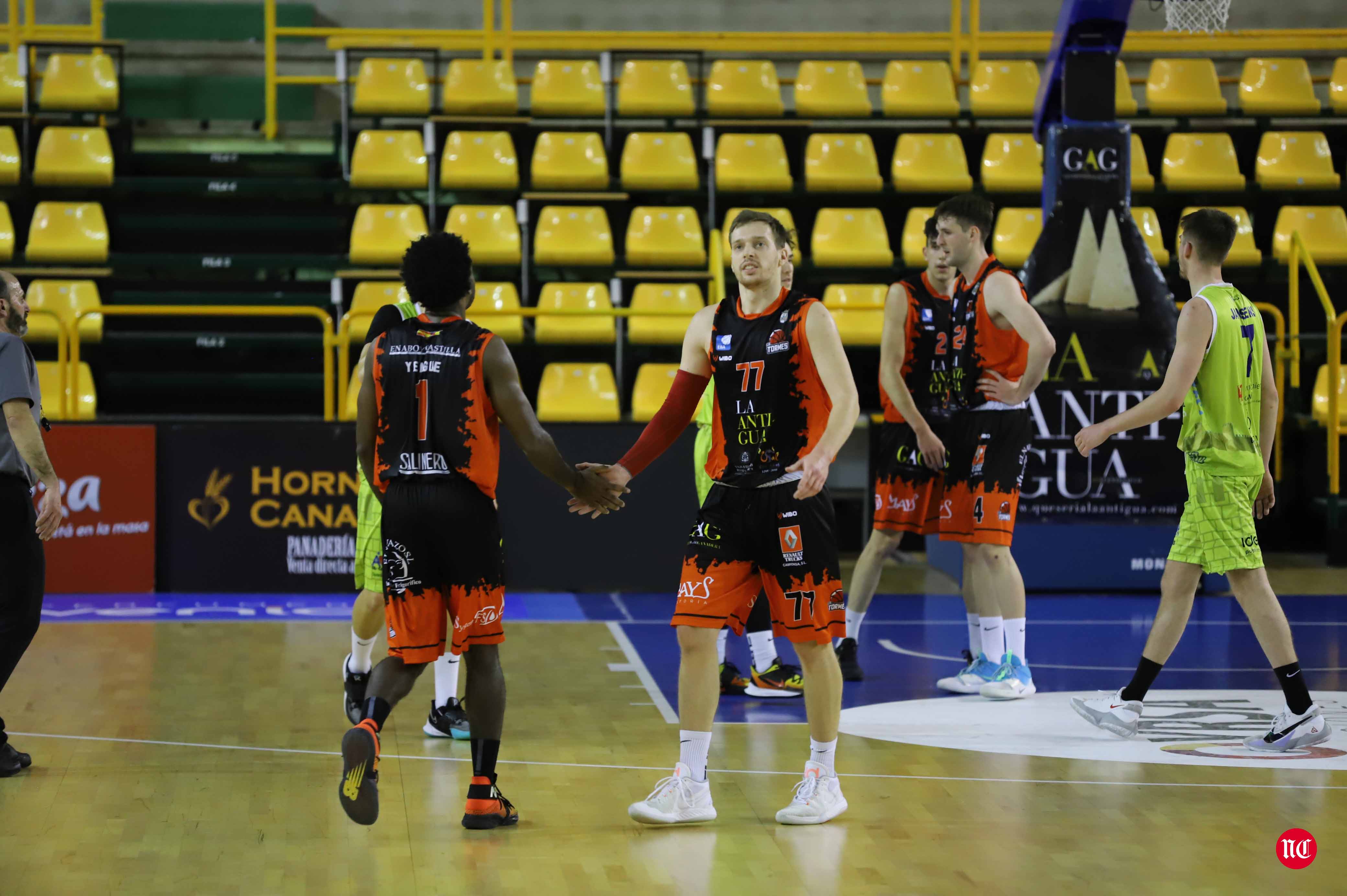 Fotos: CB Tormes 83 - 80 Óbila Club de Basket